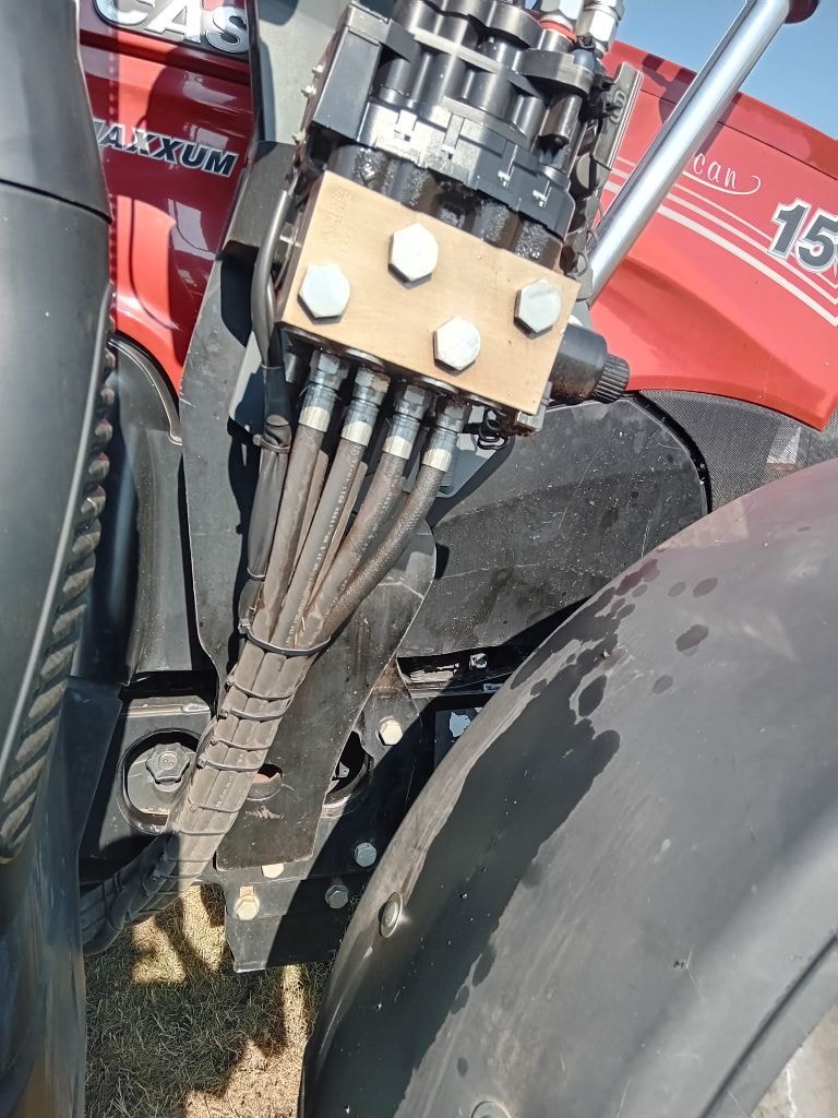 Tracteur chargeur CASE IH MAXXUM 150 AD8 - photo slide 13