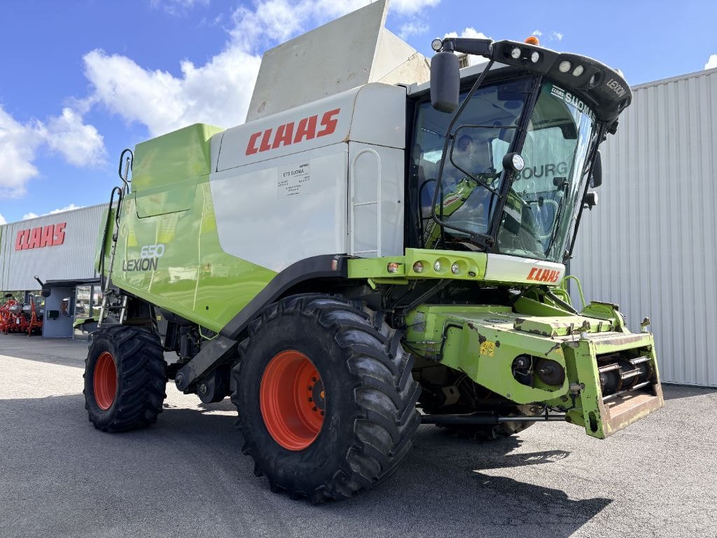 Moissonneuse CLAAS LEXION 650 2RM - photo slide 1