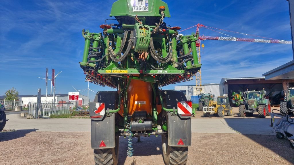 Pulverisateur AMAZONE UX 6201 - photo slide 8