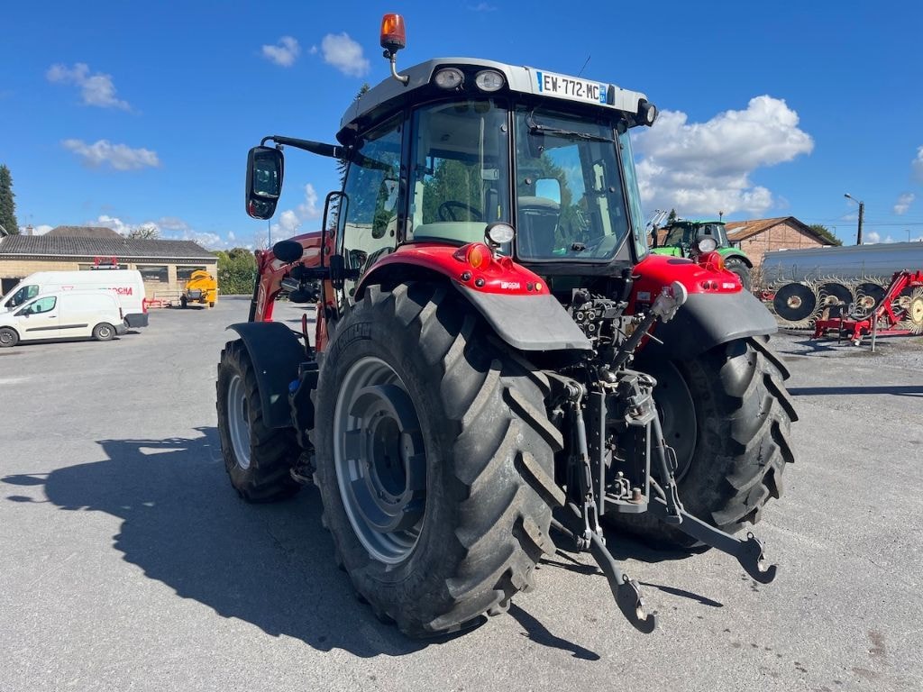 Tracteur MASSEY FERGUSON 5713S DYNA-4 - photo slide 4