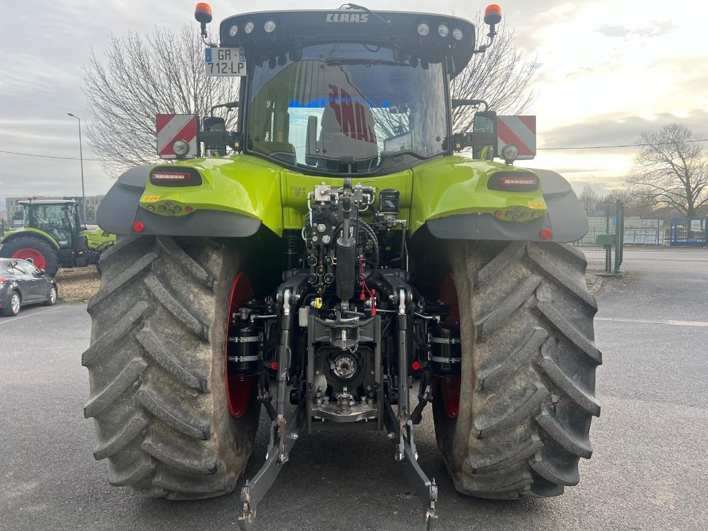 Tracteur CLAAS AXION 830 CMATIC - photo slide 6