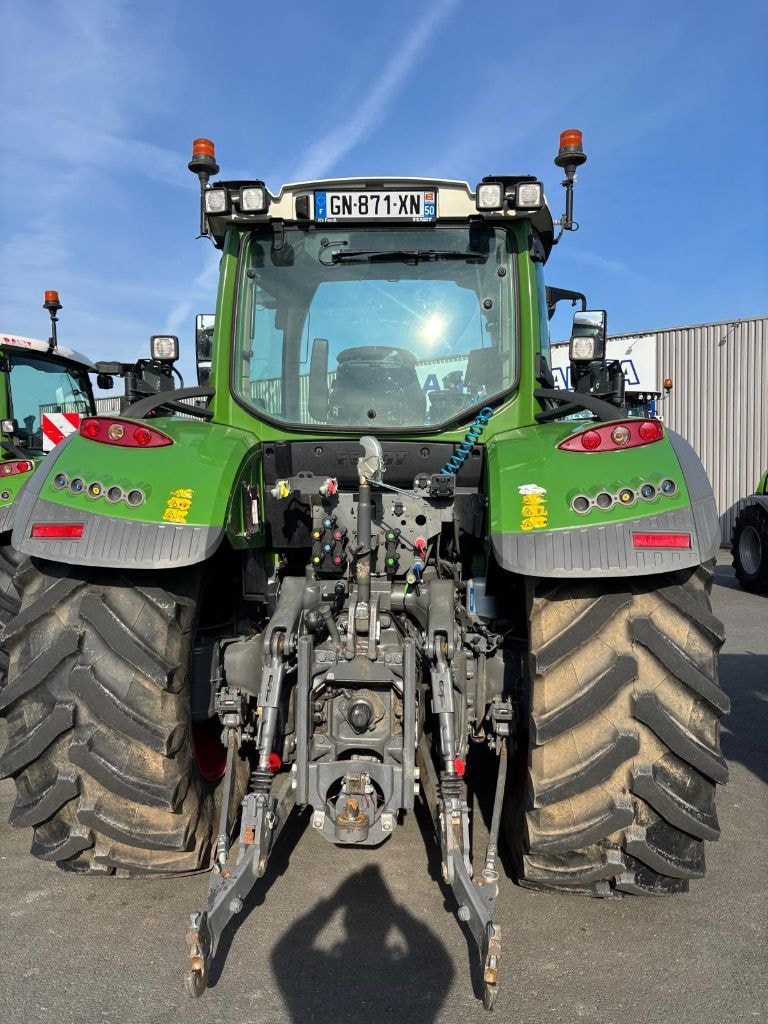 Tracteur FENDT 714 VARIO PROFI - photo slide 6