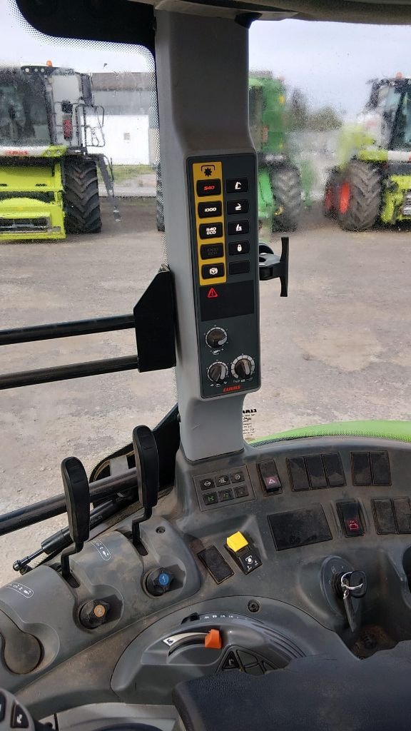 Tracteur CLAAS ARION 420 - photo slide 7