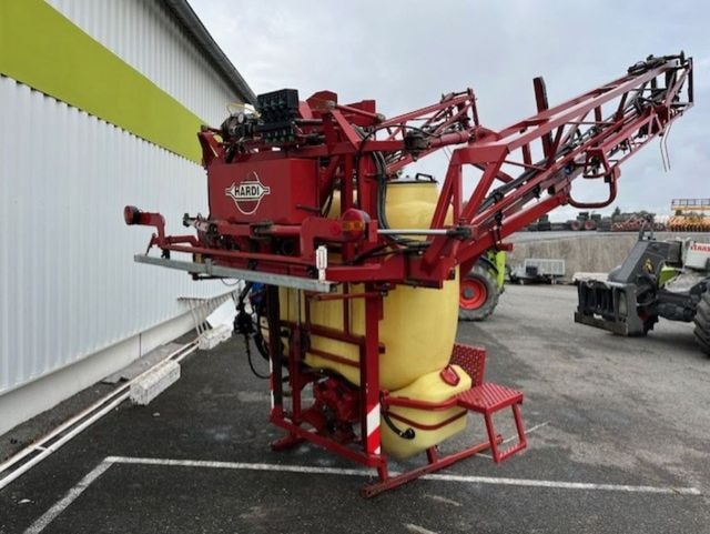 Pulverisateur HARDI 1000 L - photo slide 4