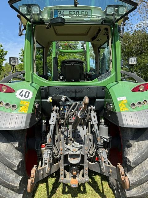 Tracteur chargeur FENDT 311 VARIO 4.4L - photo slide 8