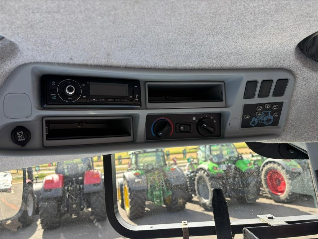 Tracteur NEW HOLLAND T6.155 - photo slide 9