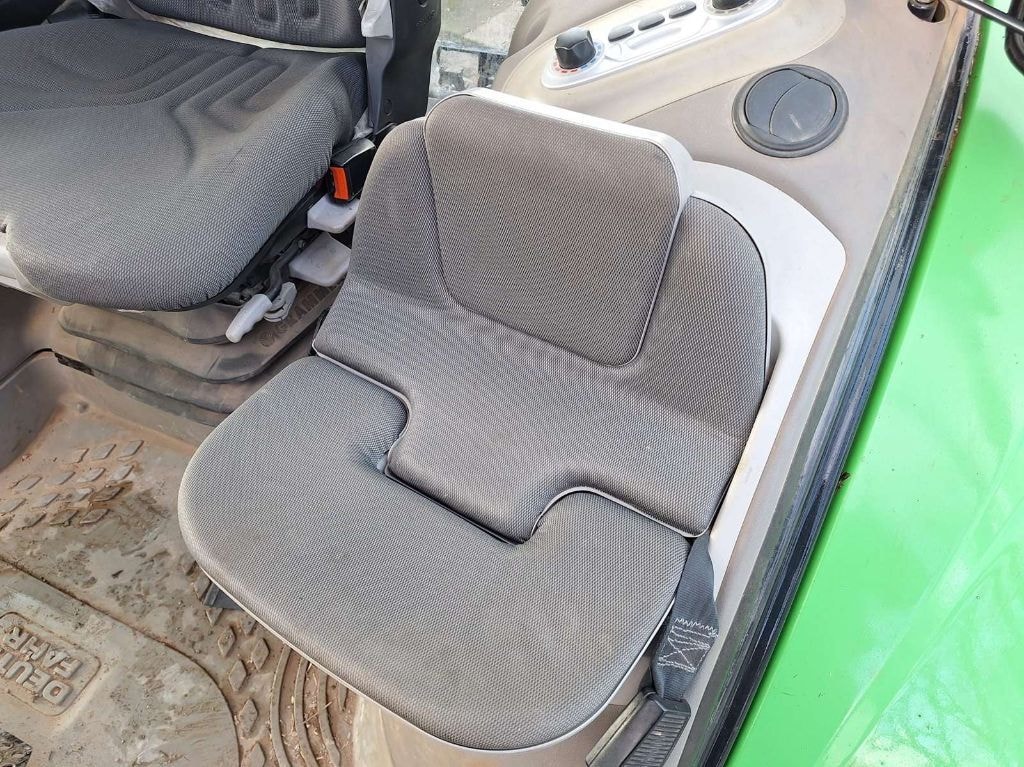 Tracteur DEUTZ FAHR 6160.4 CSHIFT AGROTRON - photo slide 13
