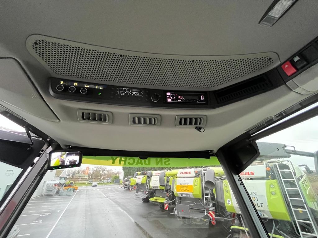 Moissonneuse CLAAS Trion 520 - photo slide 10