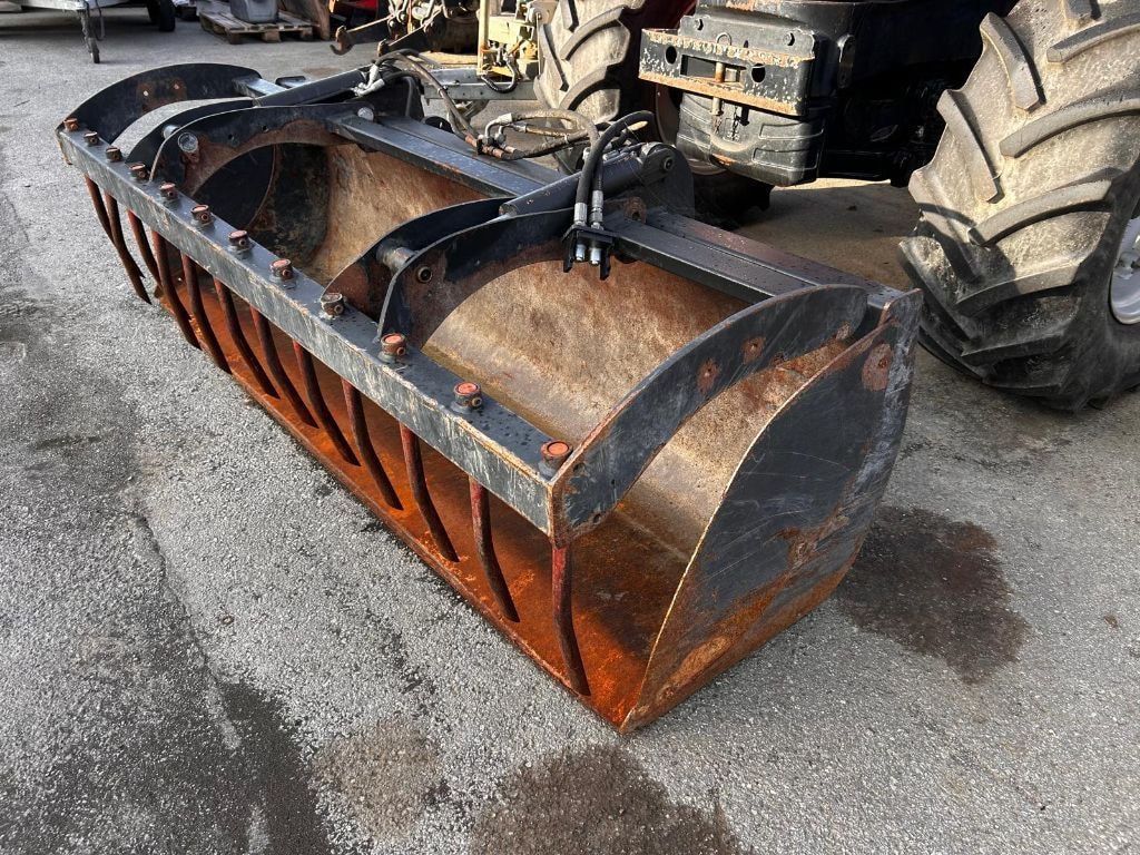 Godet MAILLEUX BMS245H - photo slide 1