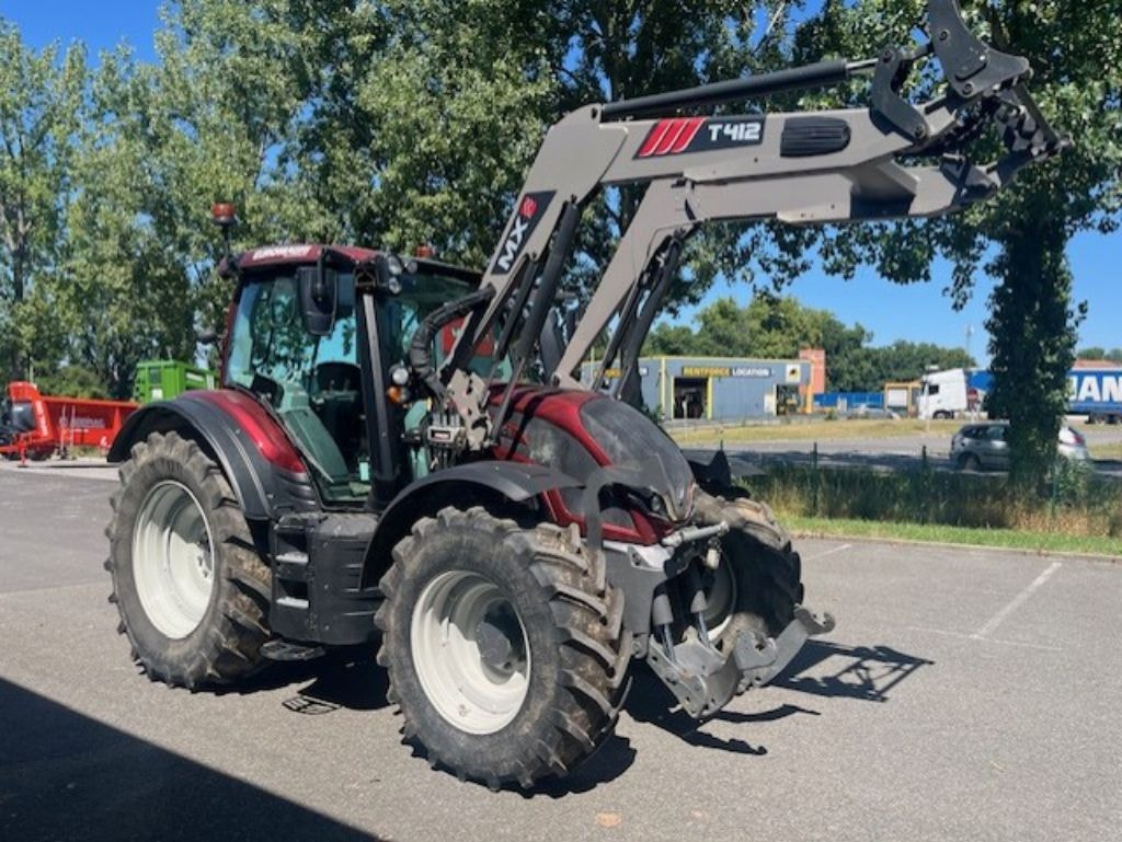 Tracteur chargeur VALTRA N135A - photo slide 2