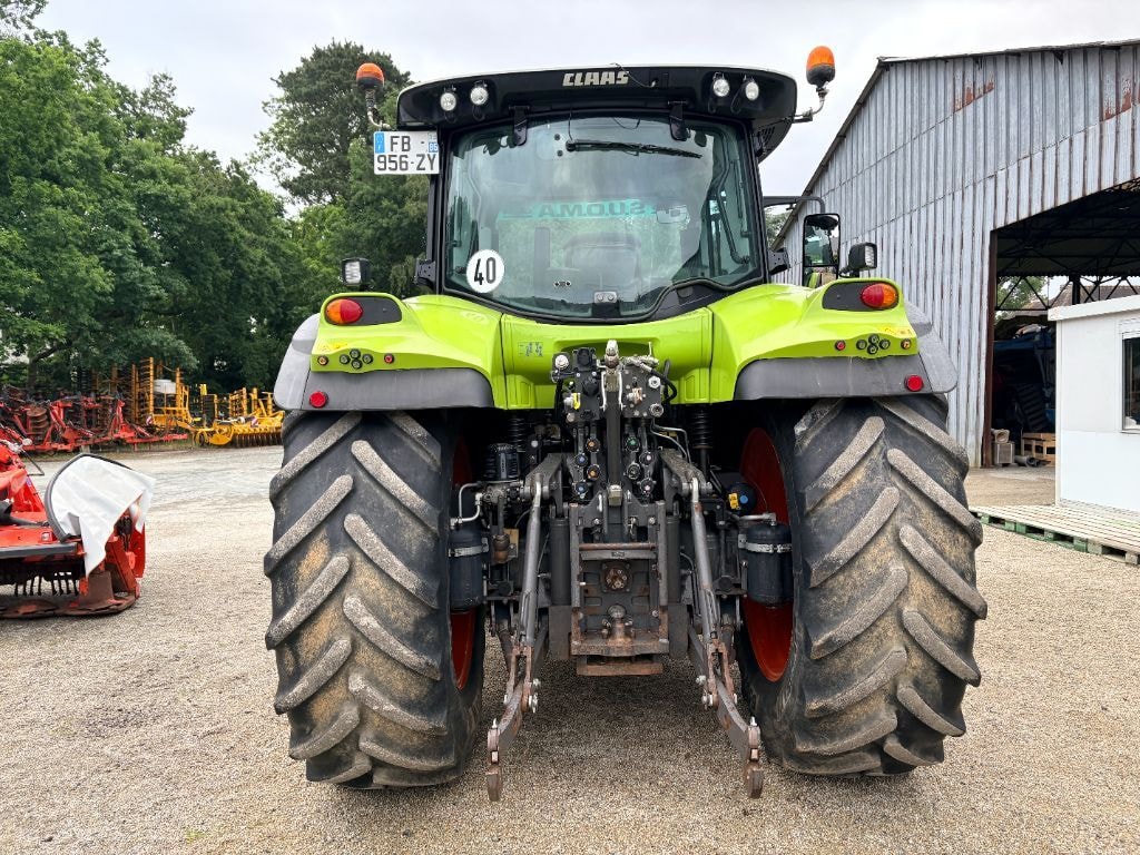 Tracteur CLAAS ARION 660 CMATIC CIS + - photo slide 6