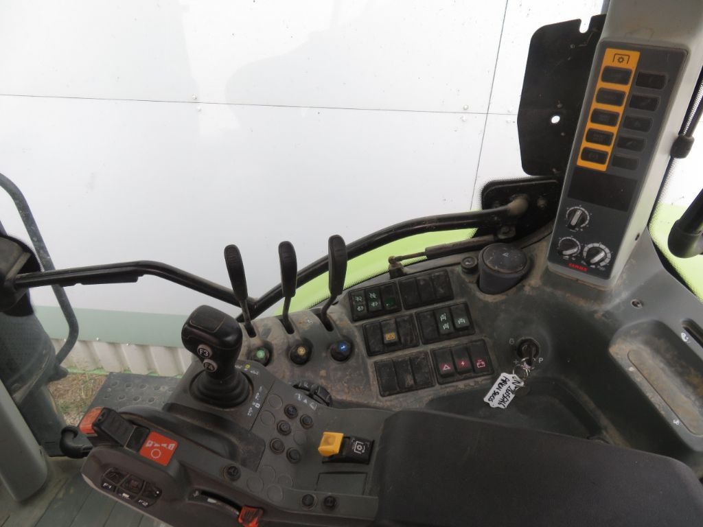Tracteur chargeur CLAAS ARION 510 - photo slide 16