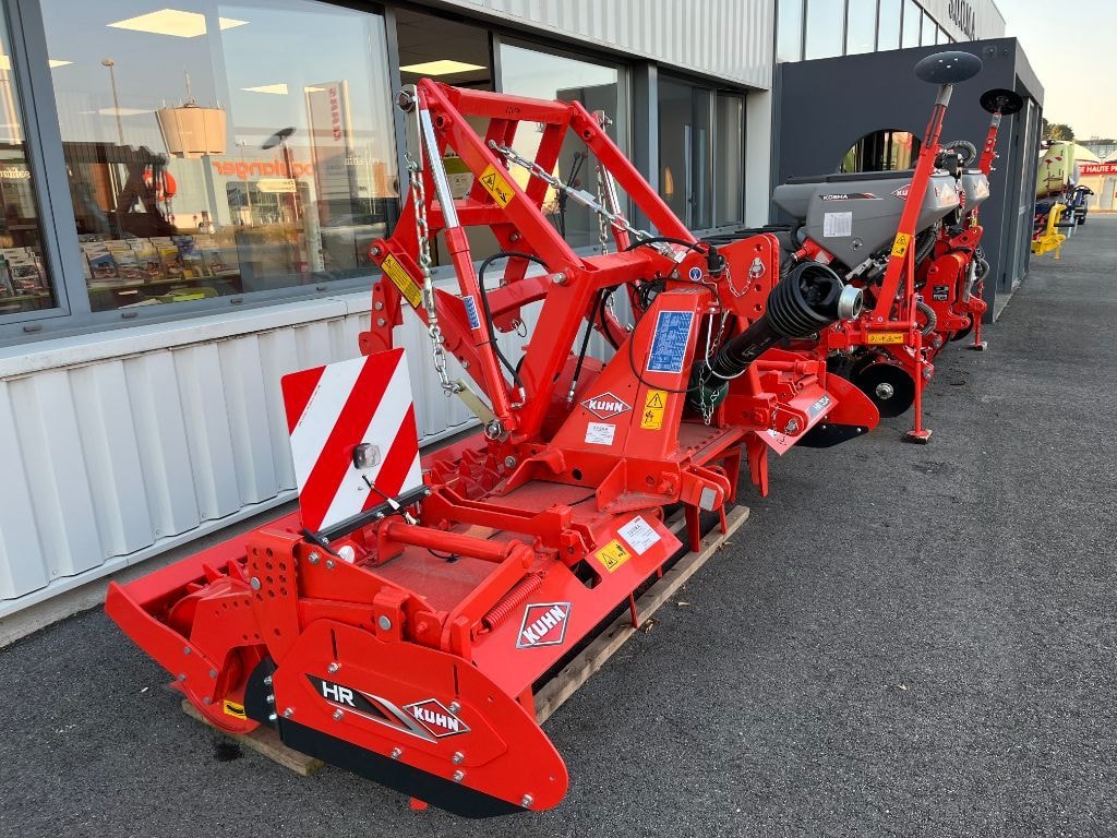 Herse rotative KUHN HR 304D - Rouleau Maxipacker - photo slide 4