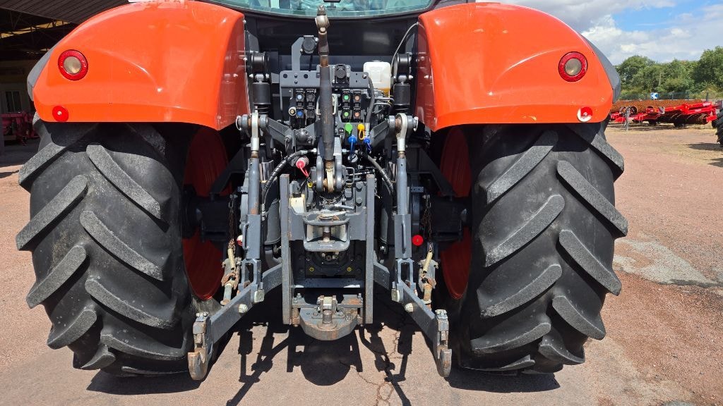 Tracteur chargeur KUBOTA M7-152 - photo slide 4