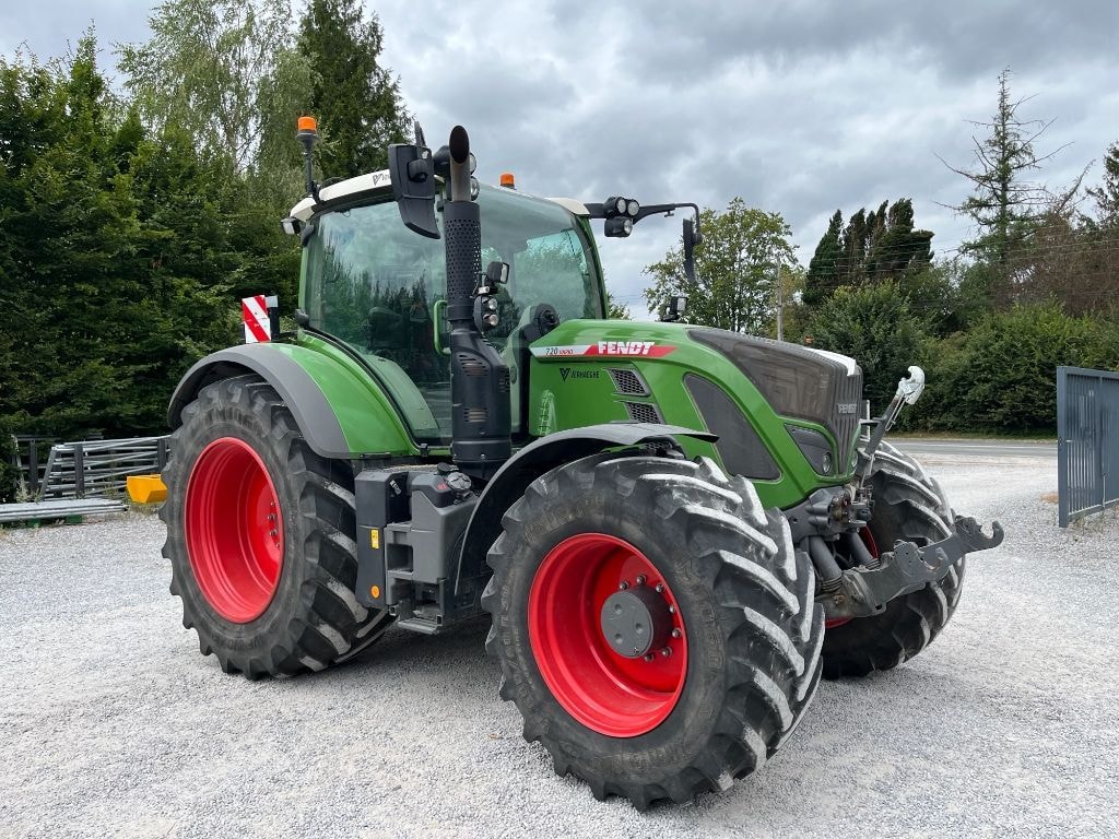 Tracteur FENDT 720 VARIO POWER + - photo slide 4