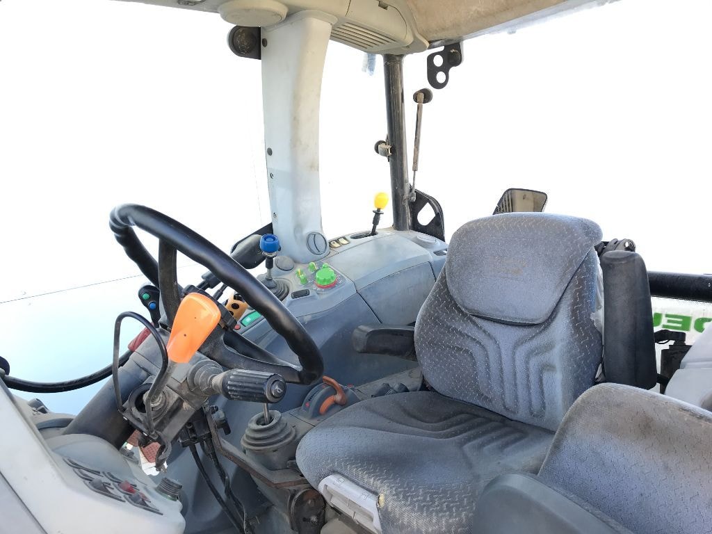 Tracteur DEUTZ FAHR AGROTRON K 420 - photo slide 9