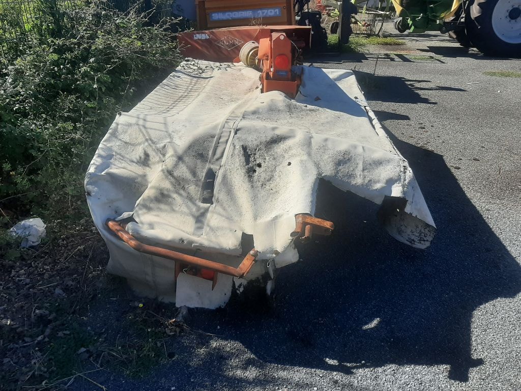 Faucheuse KUHN GMD 602 - photo slide 2