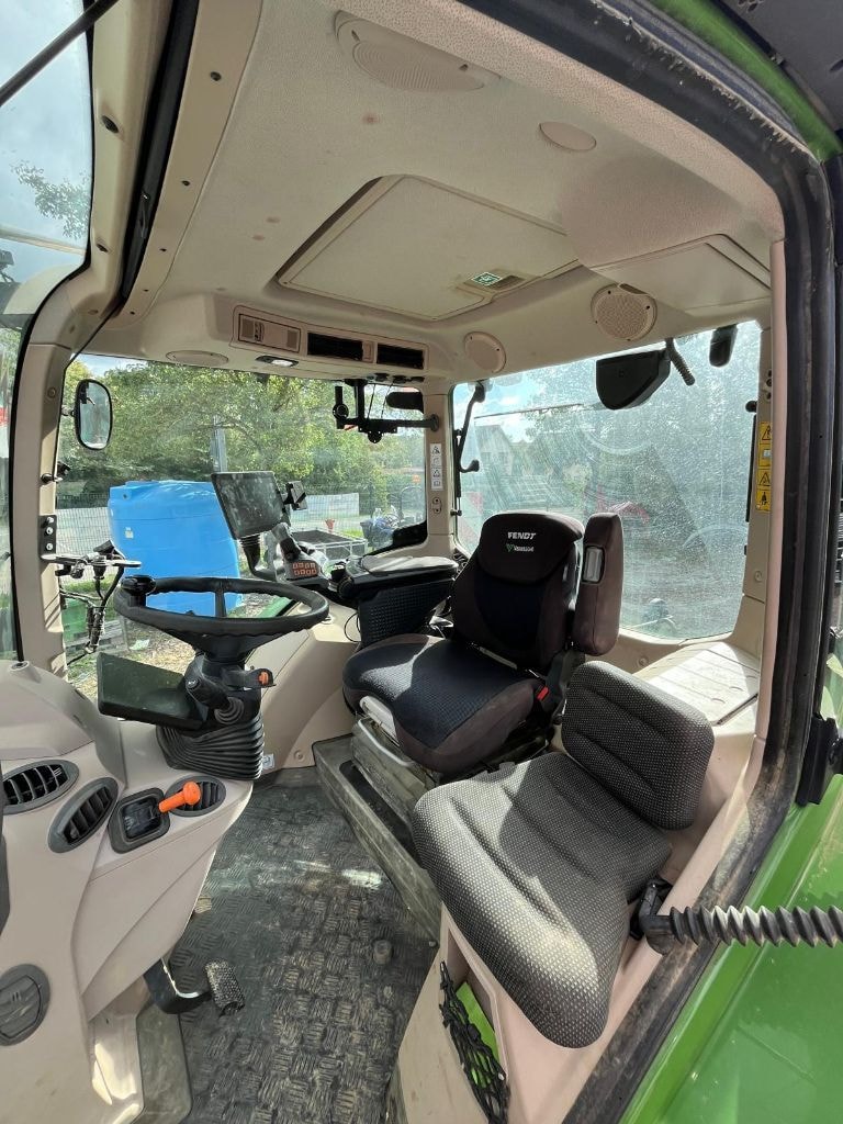Tracteur FENDT 724 VARIO POWER - photo slide 20
