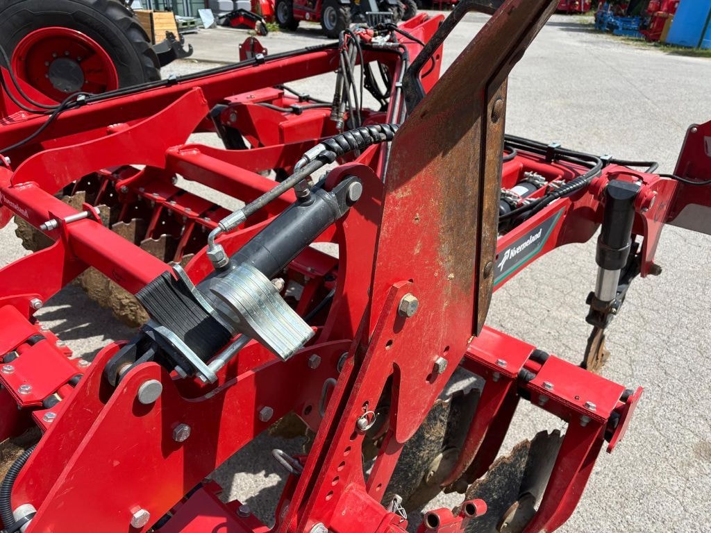 Decompacteur KVERNELAND DTX 300 - photo slide 8