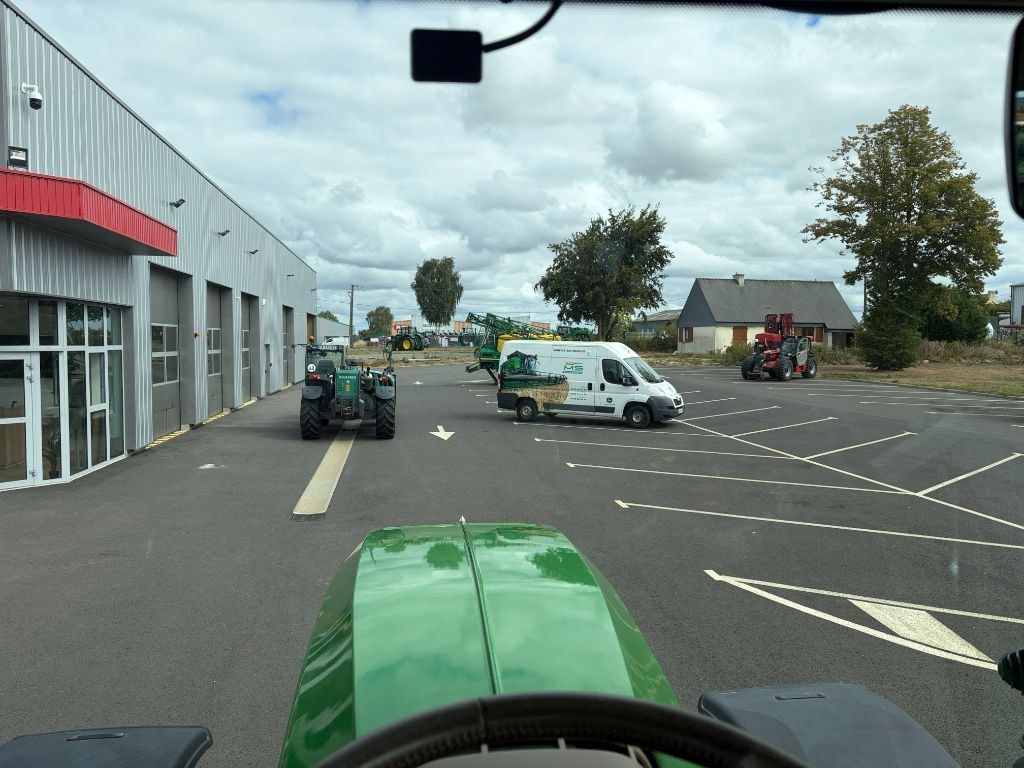 Tracteur JOHN DEERE 6R250 - photo slide 15