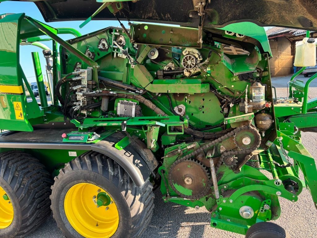 Presse enrubanneuse JOHN DEERE C441R - 25 COUTEAUX - photo slide 19