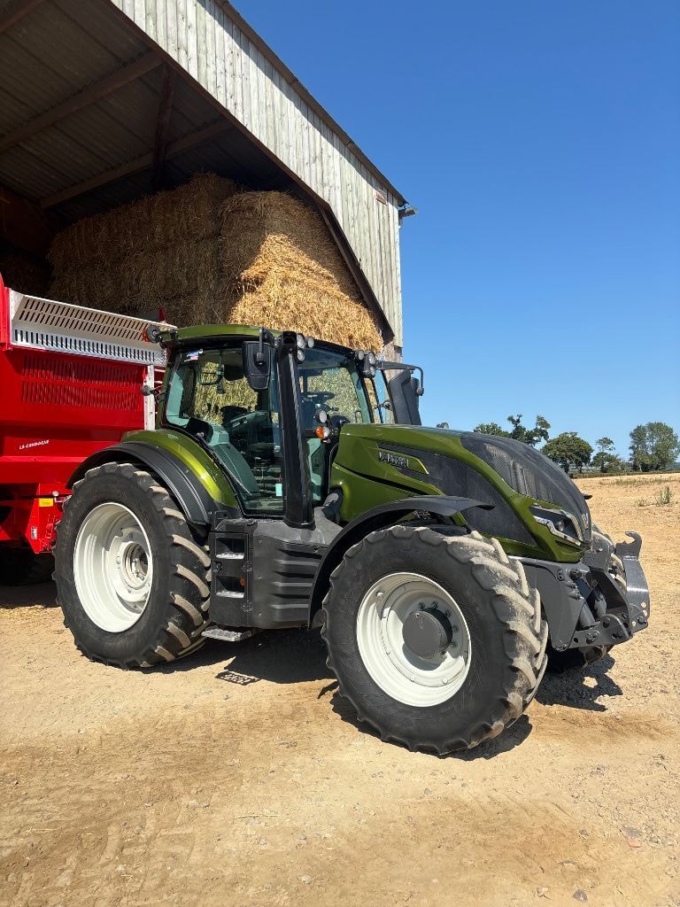 Tracteur VALTRA T195 active - photo slide 2
