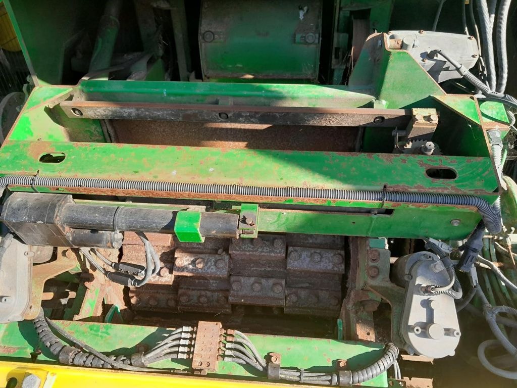 Ensileuse JOHN DEERE 7450 - photo slide 18