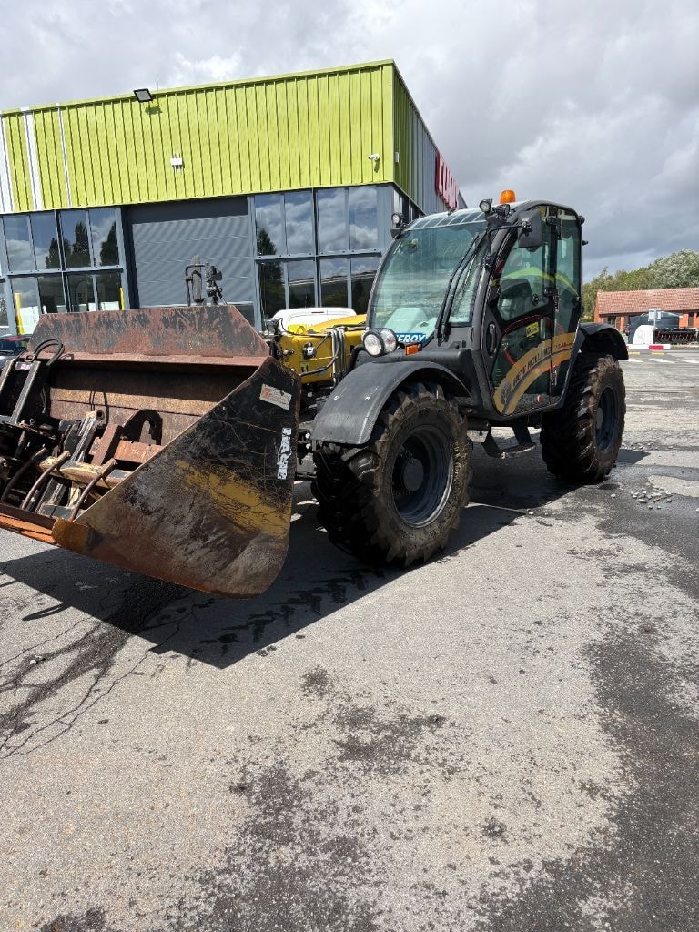 Telescopique NEW HOLLAND TH7.42 plus - photo slide 14