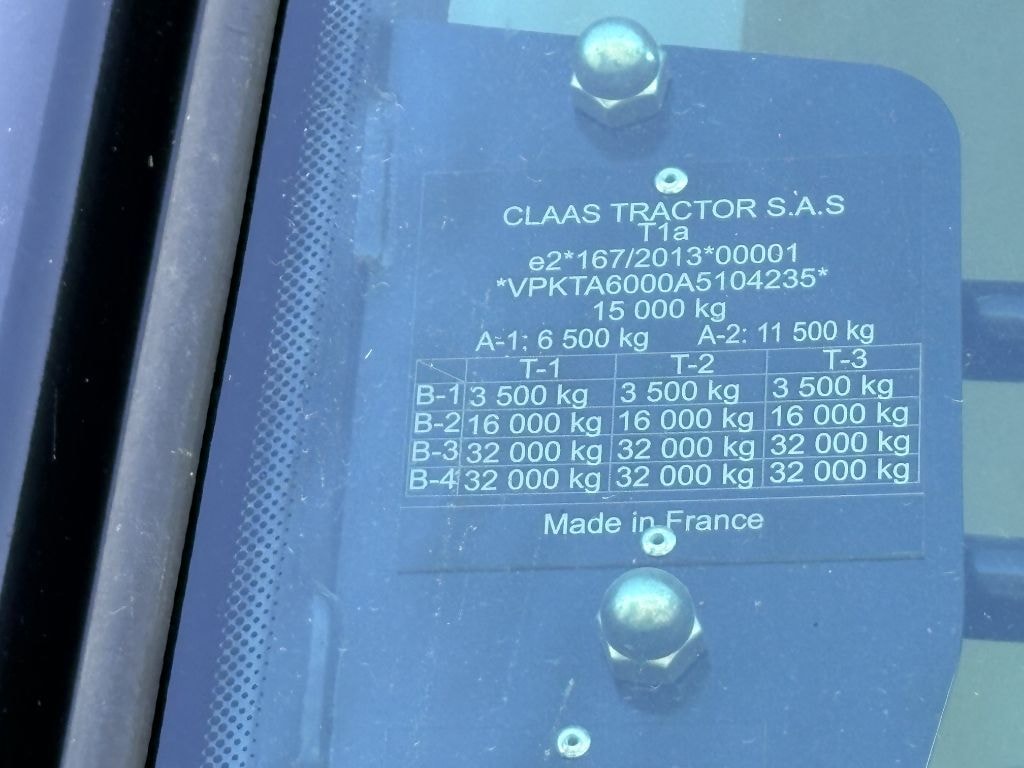 Tracteur CLAAS AXION 800 CMATIC - photo slide 16