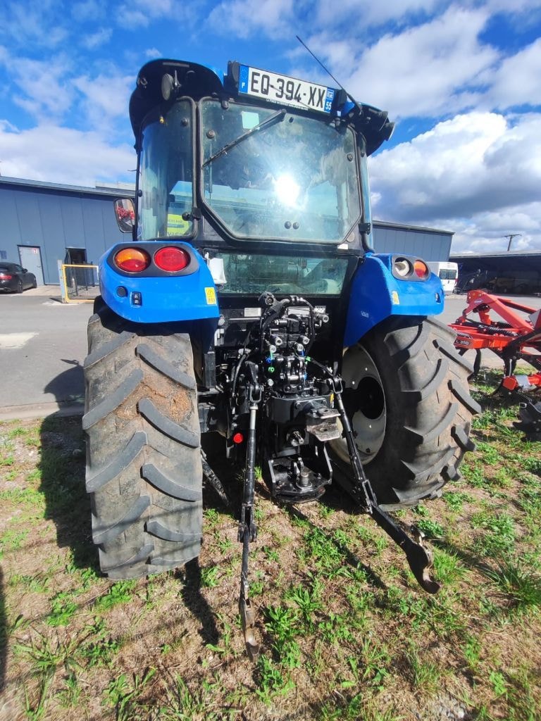 Tracteur chargeur NEW HOLLAND T4.95 - photo slide 6