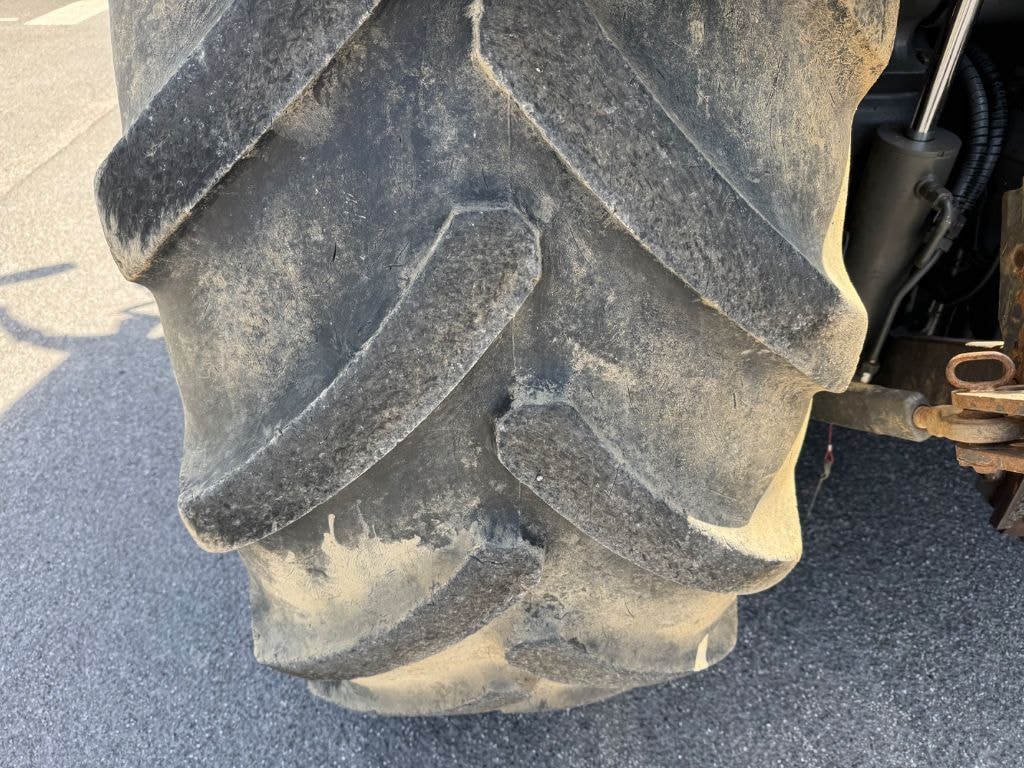 Tracteur FENDT 824 VARIO PROFI + - photo slide 17