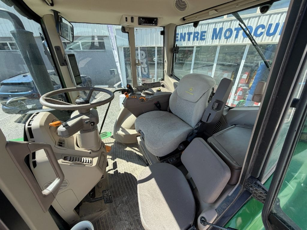 Tracteur JOHN DEERE 6130M - photo slide 12