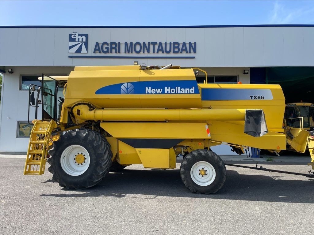 Moissonneuse NEW HOLLAND TX 66  - photo slide 14