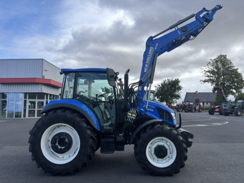Tracteur chargeur NEW HOLLAND T5.100 - photo slide 2