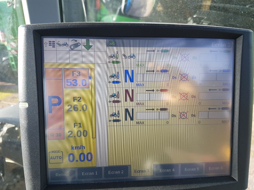 Tracteur NEW HOLLAND T7.270 AC - photo slide 11