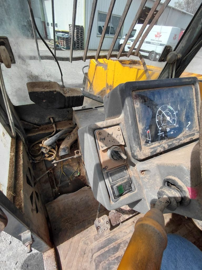 Telescopique JCB 527-67 - photo slide 10