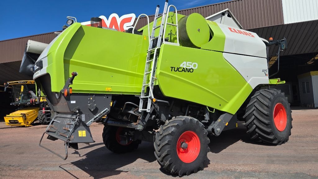 Moissonneuse CLAAS TUCANO 450 - photo slide 36