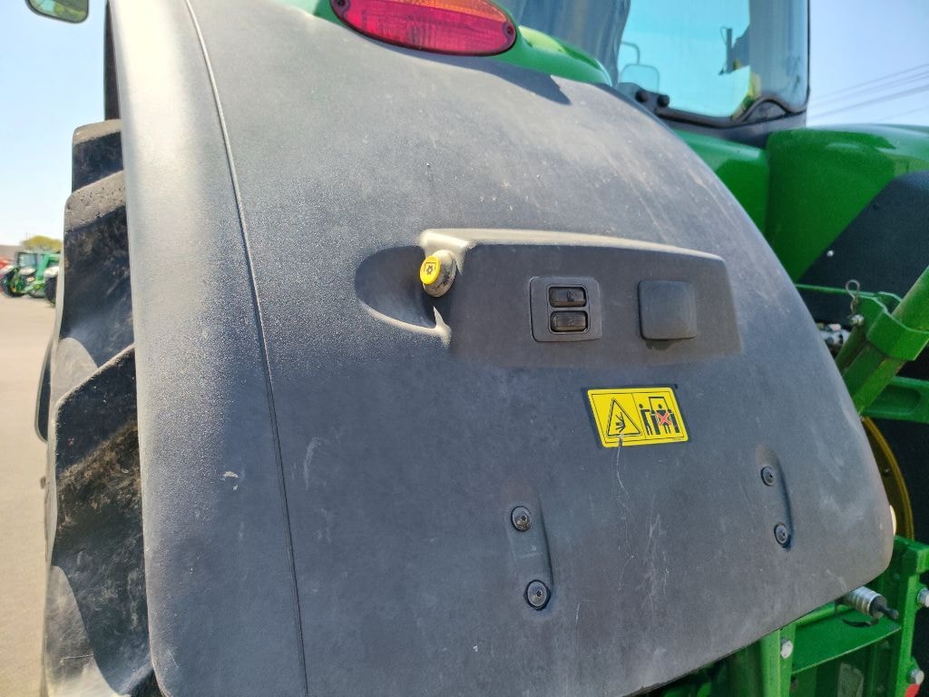 Tracteur JOHN DEERE 7230R 6.8L - photo slide 13