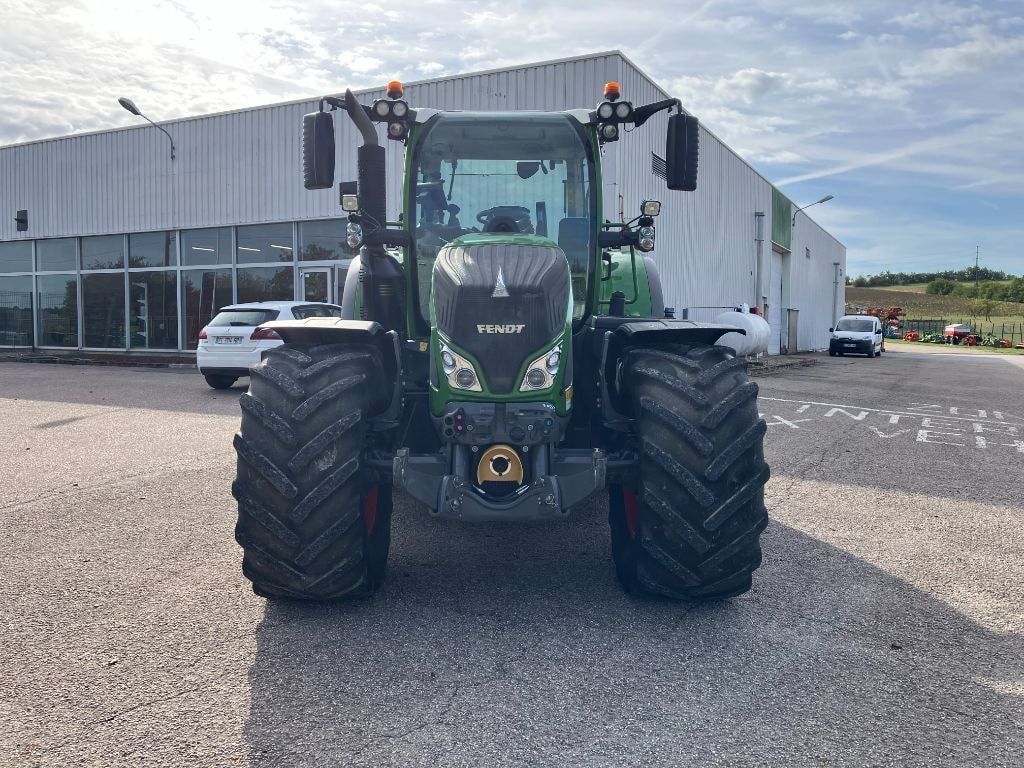 Tracteur FENDT 724 VARIO PROFI + - photo slide 3