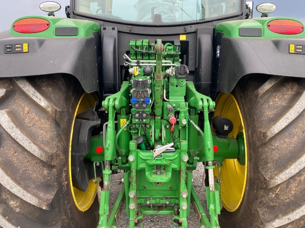 Tracteur JOHN DEERE 6155R - photo slide 12