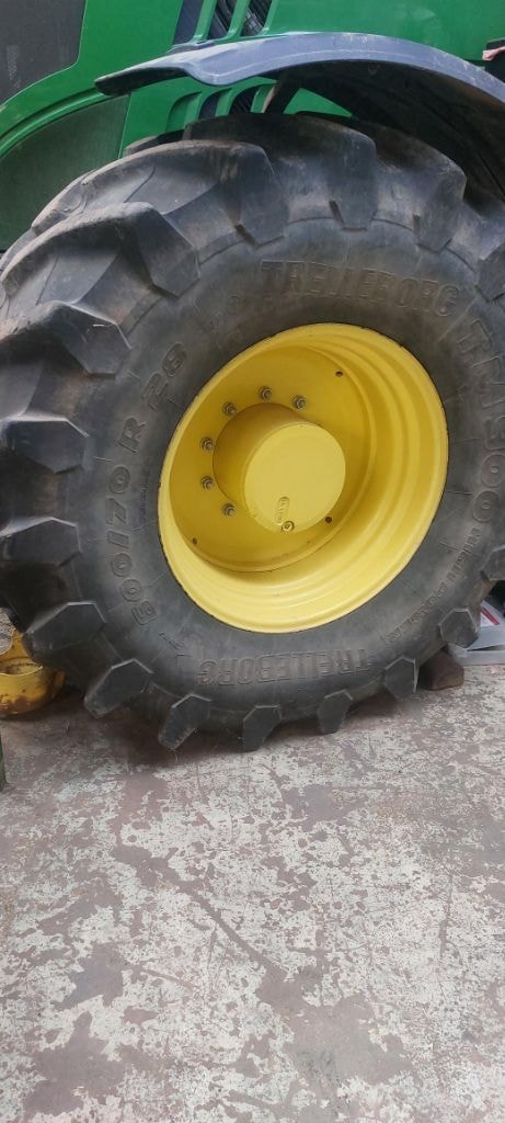 Tracteur JOHN DEERE 6215R - photo slide 4