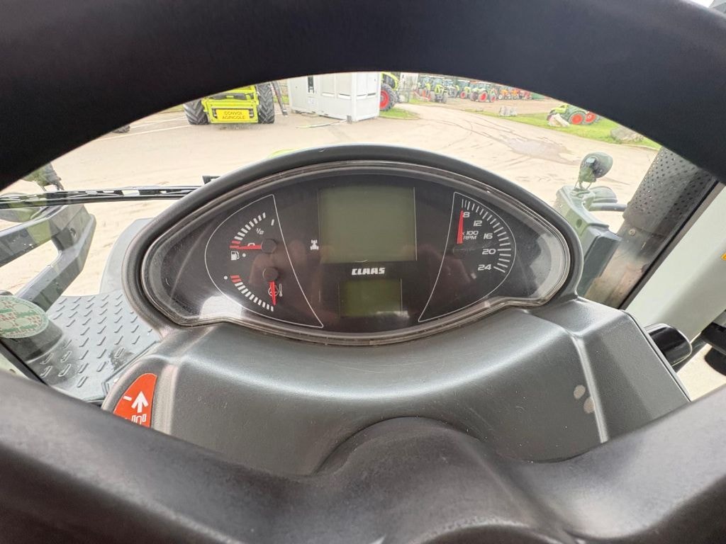 Tracteur CLAAS ARION 610 - photo slide 10