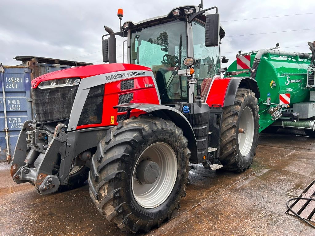 Tracteur MASSEY FERGUSON 8S.205 D7 EFF - photo slide 1
