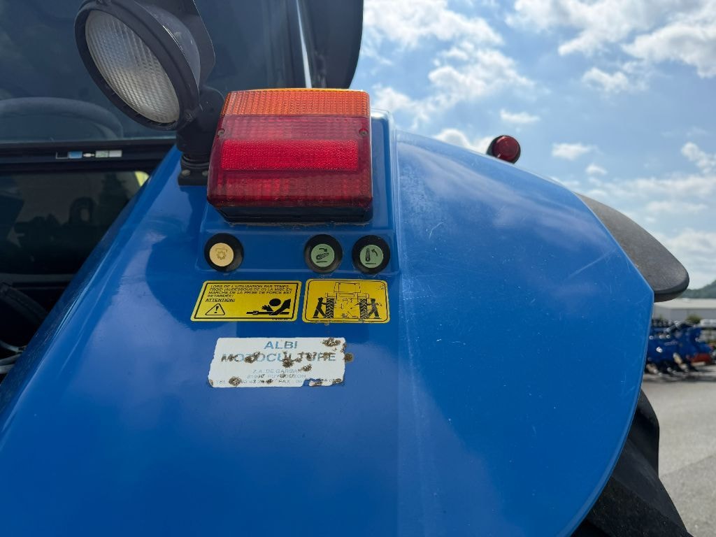 Tracteur NEW HOLLAND TVT170 - photo slide 17