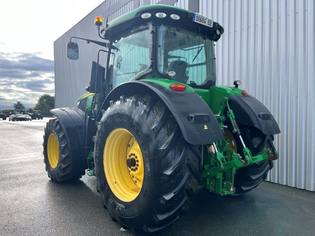 Tracteur JOHN DEERE 7250R - photo slide 4