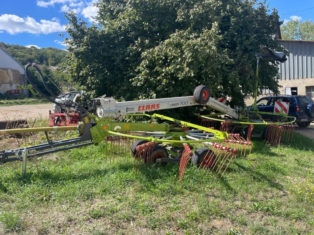 Andaineur CLAAS liner 700  - photo slide 1