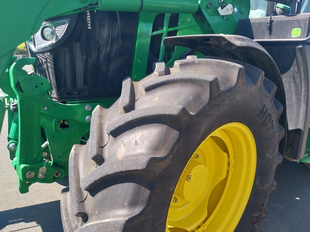 Tracteur JOHN DEERE 6110M - photo slide 9