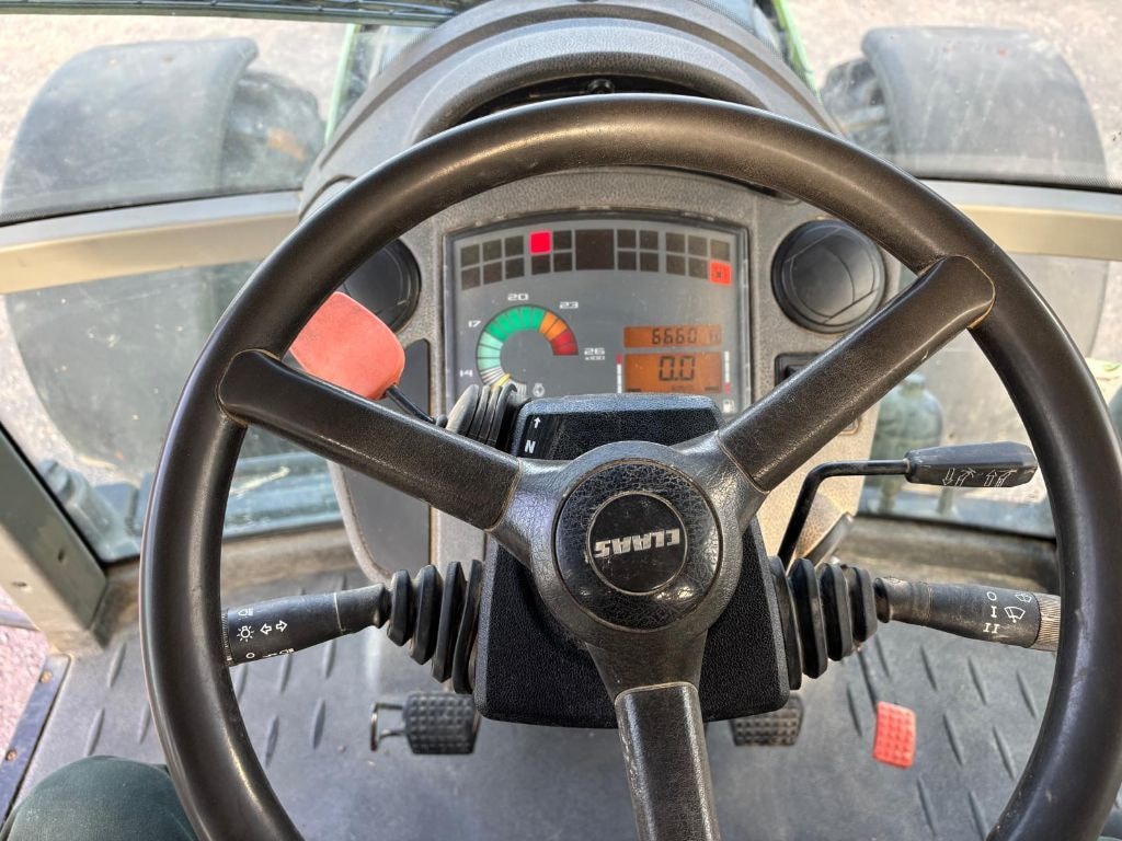 Tracteur CLAAS ARES 657 ATZ - photo slide 24