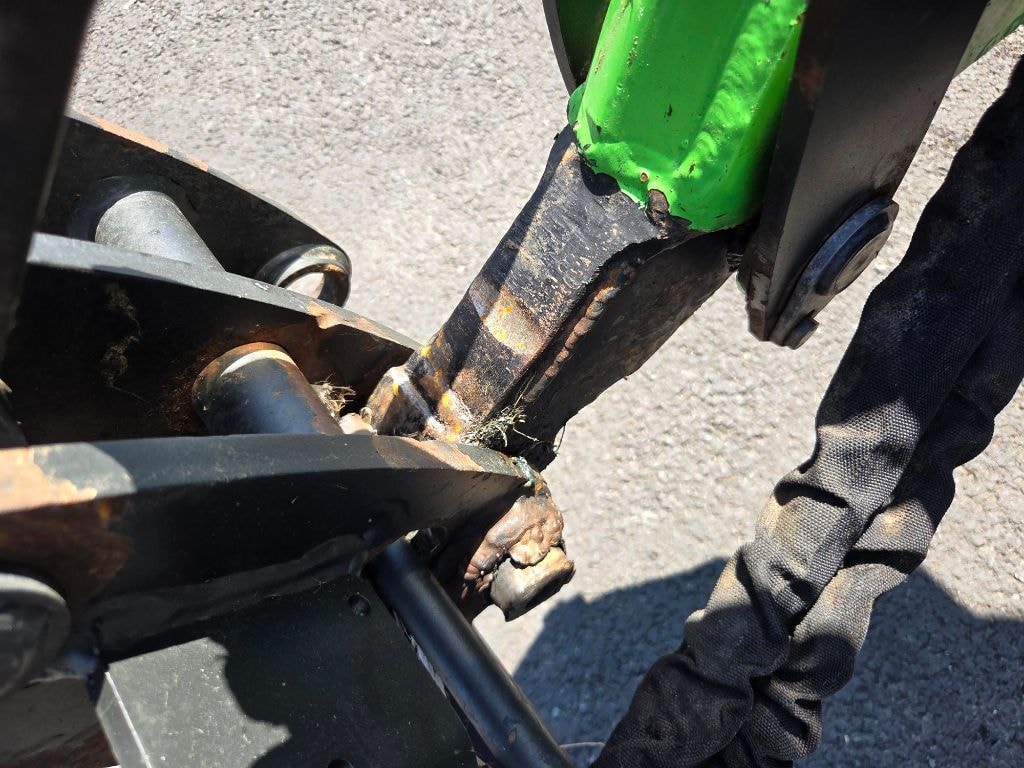 Tracteur chargeur DEUTZ FAHR 6165 AGROTRON TTV - photo slide 25