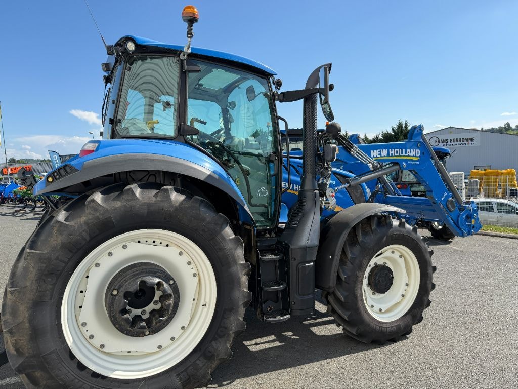 Tracteur NEW HOLLAND T5.120 EC - photo slide 9